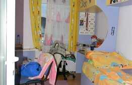 Apartament 3 camere, 58 mp utili, boxa la subsol, zona strazii Brates!