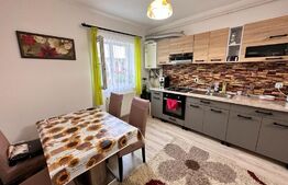 Apartament 2 camere, 55mp, parecare cu CF, decomandate, zona Cetatii