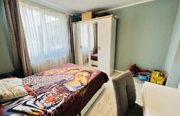 Apartament 3 camere, 60 mp, parcare, zona Teilor