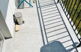 Apartament 3 camere, 60 mp, parcare, zona Teilor