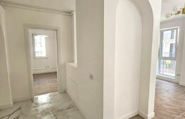 Apartament 3 camere, 40 mp, zona Catanelor, loc de parcare