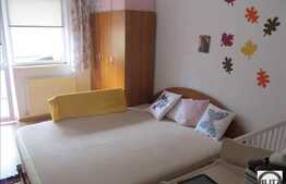 De vanzare 2 camere, 41.60 mp, 2 balcoane, zona Stejarului! Cu parcare!