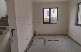 Casa tip duplex 200 mp utili, 300 mp teren, cu view, in Voronet!