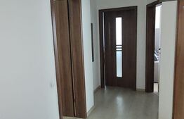Apartament 3 camere, 61 mp, balcon, garaj, zona VIVO