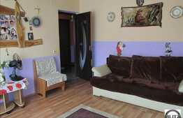 Inchiriere 2 camere, 48 mp, decomandat, zona strazii Florilor! Cu parcare!