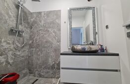 Casă cu 6 camere  si piscina de vânzare în zona Iris