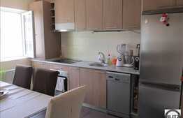 De vanzare 2 camere, 44 mp, zona strazii Florilor! Mobilat modern! Cu parcare!