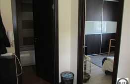 De vanzare 2 camere, 44 mp, zona strazii Florilor! Mobilat modern! Cu parcare!