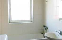 Mansarda cu 2 camere, 58 mp utili, mobilat si utilat in zona Eroilor