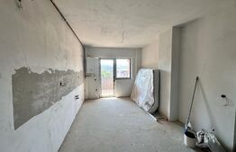 Apartament semifinisat, 38+30mp, scara interioara, balcon, parcare, zona Stejarului