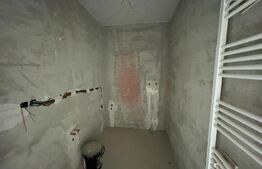 Apartament semifinisat, 4 camere, 68+60mp, parcare, zona Stejarului