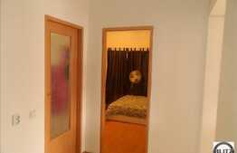 Apartament 2 camere, zona strazii Eroilor, 54 mp utili, cu 3 balcoane