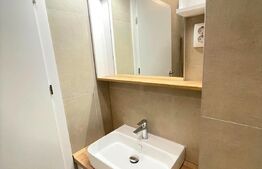 Apartament cu 2 camere, 85 mp, zona Centrala