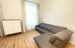 Apartament cu 2 camere, 85 mp, zona Centrala