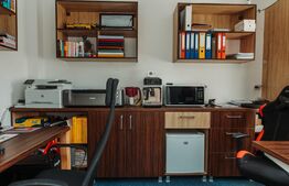 Apartament 1 camera , intermediar, balcon, parcare, zona Florilor