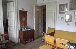 2 camere, 70 mp, balcon, boxa la subsol, garaj, zona Piata Mihai Viteazu!