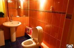 3 camere, decomandat, 67 mp, balcon, boxa, zona Piata Cipariu!