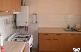 4 camere de vanzare, 105 mp, zona Teatrul National