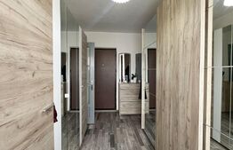 Apartament de 4 camere, 54 mp, etaj 4, zona Big