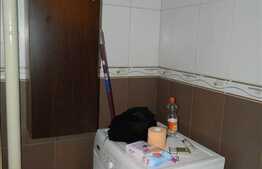 2 camere, decomandat, 51 mp, balcon, zona strazii Izlazului!