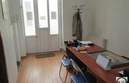 2 camere in vila, semidecomandat, 42 mp, complet mobilat, zona Centrala!