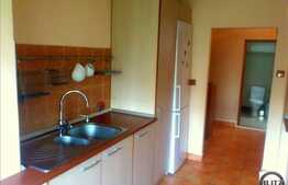 2 camere, decomandat, 60 mp, etaj intermediar, garaj,zona Spitalul de Recuperare