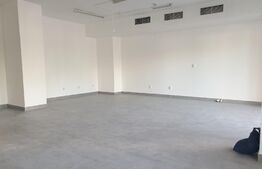 Spatiu comercial cu potential, 100 mp, zona Saturn
