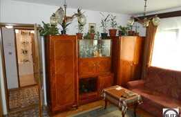 Vanzare apartament 4 camere cu 2 balcoane si loc de parcare, zona Piata Marasti