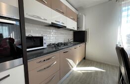 Apartament 3 camere, parcare subterana, 75 mp, zona Piața 1 Mai