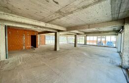 Spatiu comercial, 223 mp, posibilitate compartimentare, 7 parcari, zona Cetatii 