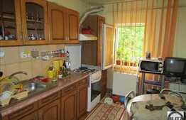 Vanzare apartament 3 camere, decomandat, 64 mp utili, zona strazii Castanilor!