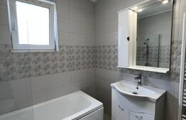 Apartament 3 camere, modern, 68 mp, parcare, zona Florilor 