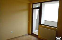 Apartament de vanzare cu 1 camera, decomandat si finisat nou