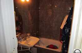 De vanzare apartament cu 3 camere, zona strazii Alverna, 47 mp utili