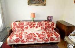 Apartament 2 camere, 45 mp utili, parcare, boxa la subsol, zona centrala!