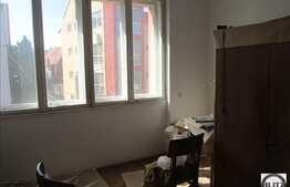 1 camera, 57 mp, decomandat, boxa la subsol, terasa! Zona Piata Mihai Viteazul!