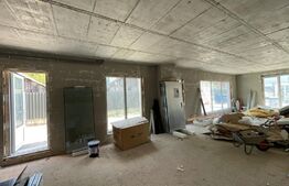 Spatiu comercial nou, 96 mp, terasa 60 mp, zona Calea Baciului