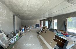 Spatiu comercial nou, 96 mp, terasa 60 mp, zona Calea Baciului