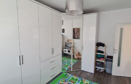 Apartament  3 camere, mobilat si utilat, 61mp, parcare, etaj intermediar, zona Terra