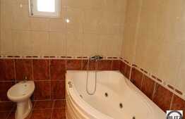 De vanzare 2 camere, 67 mp utili, balcon. imobil nou! Zona UMF!