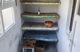 Casa 2 camere, individuala, singur in curte, garaj intabulat, zona Astra