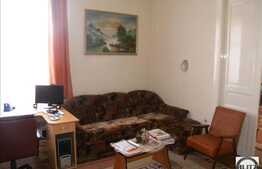 Vanzare apartament cu 3 camere , cu terasa 5 mp si  loc parcare, zona Horea