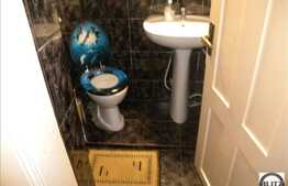 Vanzare apartament cu 3 camere , cu terasa 5 mp si  loc parcare, zona Horea