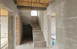 Casa de 140 mp, 5 camere, teren 330 mp, zona Sanpetru