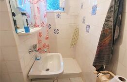 Apartament cu 4 camere, 57 mp, etaj intermediar, zona strazii Bucegi