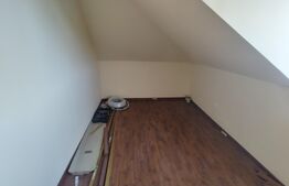 Casă nefinisată 5 camere, 120mp, teren 1000 mp, Huedin