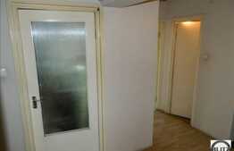 Vanzare apartament cu 3 camere, partial mobilat, etaj intermediar