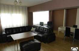 Vanzare apartament cu 3 camere, partial mobilat, etaj intermediar