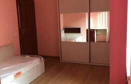 4 camere, 100 mp, balcon, parcare, zona strazii Republicii