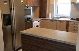 4 camere, 100 mp, balcon, parcare, zona strazii Republicii